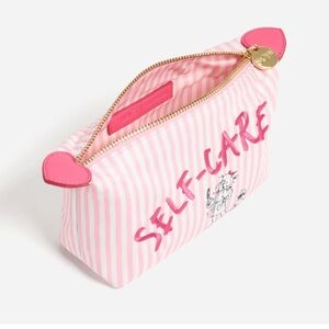 Stoney Clover Lane Eloise at the Plaza Self-Care Eloise Stripes Pouchette 02